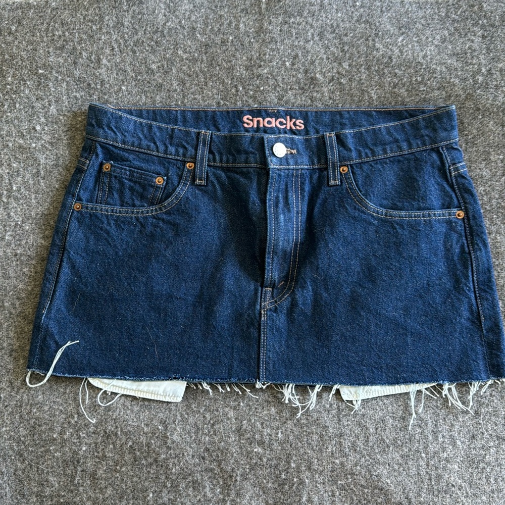 Mother Denim / Mini Skirt / Size 29